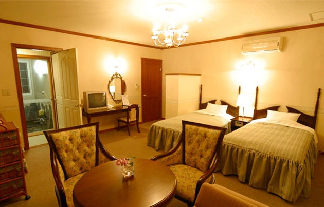 room3.jpg